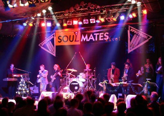 Soulmates live - Die Funk and Soul Party Band in Süddeutschland (Bild: Andy Feile)